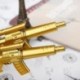 Kreatív újdonság Aranyos arany puska alakzat design fekete tintapatron toll írószer