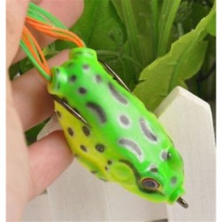 1PC zöld Forg 8cm Horgász csalik Crankbaits horog Minnow garnélarák béka Fish Baits Bass Tackle Tool
