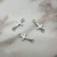 90 db 8x20 mm-es kereszt Charms tibeti ezüst medálok antik gyártó csatlakozó
