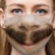 6. - UK_ HALLOWEEN MOSOLY ARCKIFEJEZÉS ANTI HAZE PAMUT ARCBORÍTÓ PÁRT