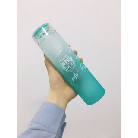 Zöld BTS műanyag kulacs - csavaros vizes palack - KPOP - BTS - Bangtan Boys