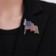 Nincs szín - Vintage USA amerikai zászló strasszos bross jelvény hajtókával pin ezüst tónusú Pin Up