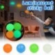 2db keverék - 4,5 cm-es világító gömbök magasan pattogó izzó stressz labda ragadós fal otthoni party dekoráció