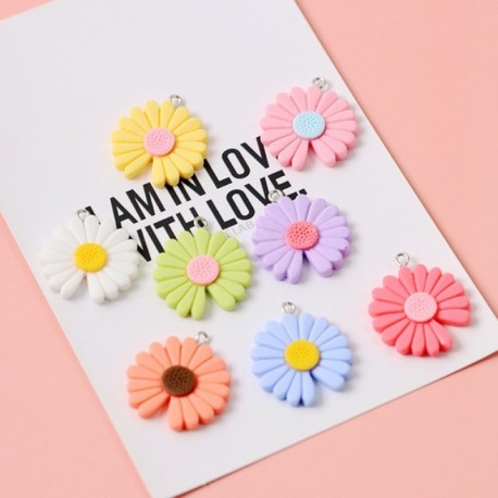 22 mm -es közepes méretű gyanta színes hiányzó szirom Daisy függő DIY kiegészítők ékszerek készítéséhez