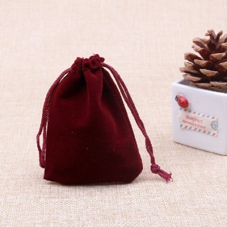 Szín: bársonyos borvörös - 50db/tétel 5x7cm 7x9cm 9x12cm színes bársony tasakok húzózsinóros ajándéktáska Esküvői