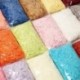 Szín: Glitterchampagne - 10/30/50/100g papír raffia aprított dekoráció barkács dekor kiegészítők konfetti díszdoboz