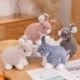 Piros szín - 23 cm-es Szép szimuláció Nyúl plüss játékok Töltött puha szőrös nyúl babák Aranyos játékpárna