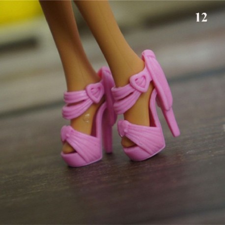 Szín: 12 - NK Akciós babacipők Színes aranyos sarkúak Divatos vállfák Barbie babához Kiegészítők Kiváló minőségű