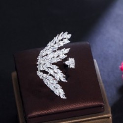 Gyűrű mérete: átméretezhető - CWWZircons levélforma fényes cirkon fehérarany bevonatú női nagy nyitott állítható