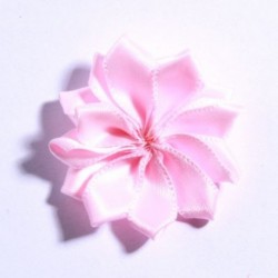 Szín: rózsaszín - 10 DB 4CM művirág szatén virágok DIY virágcsokor hajkiegészítőkhöz Rozetta hegyes virág hajcsat