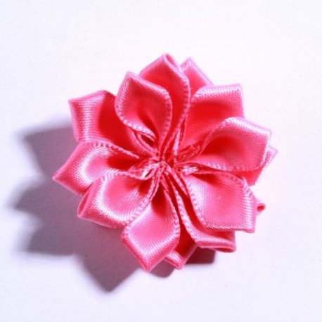 Szín: fukszia - 10 DB 4CM művirág szatén virágok DIY virágcsokor hajkiegészítőkhöz Rozetta hegyes virág hajcsat