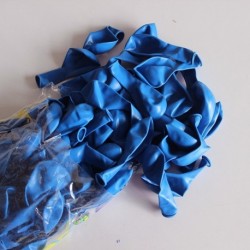 Szín: kék - 10/20 db Születésnapi léggömb 2,2 g 10 hüvelykes Latex Balloon Arany Piros Rózsaszín Kék Esküvői Party