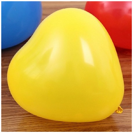 Szín: sárga - 10db/tétel Romantikus 12 hüvelykes 2,2g Red Love Heart Latex hélium lufi esküvői dekoráció Valentin-napi