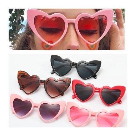 Keret színe: fekete - 1 db Szívkeret partiszemüvegek Macskaszem Női Márka Designer Napszemüvegek Szív alakú szemüvegek