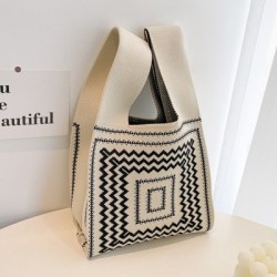Szín: bézs - Női kézitáska Luxus Designer Retro hónaljból válltáska Lánc Messenger Flap Lány Divat Crossbody Rombusz