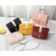 Fekete szín - Kontrasztos női válltáska Simple Pearl Pendant Luxus Designer kézitáska Messenger Bag Kis négyzet alakú,