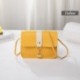Szín: sárga - Kontrasztos női válltáska Simple Pearl Pendant Luxus Designer kézitáska Messenger Bag Kis négyzet alakú,