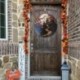 Fa-dekor-t__bla-bej__rati-ajt__hoz-Spooky-Halloween-Sign-Haunted-Home-Fat__bl__k-N84C