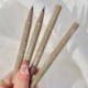 Sz__n_-02-S__t__tbarna---Smooth-Very-Fine-Eyeliner-Pen-Hosszan-hat___-gyorsan-sz__rad___-v__z__ll__-szemceruza-toll-kezd__knek